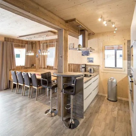 Chalet 16 シャレー ムーラウ