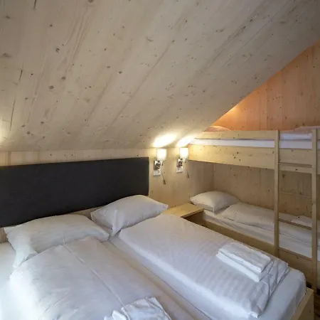 Chalet 16 シャレー *